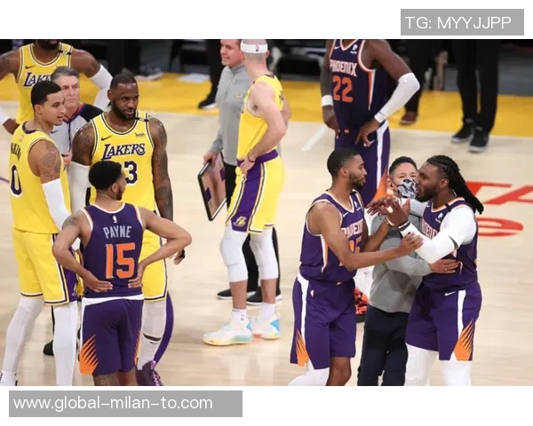 2021年NBA精彩对决篮网与湖人巅峰对决回顾与分析